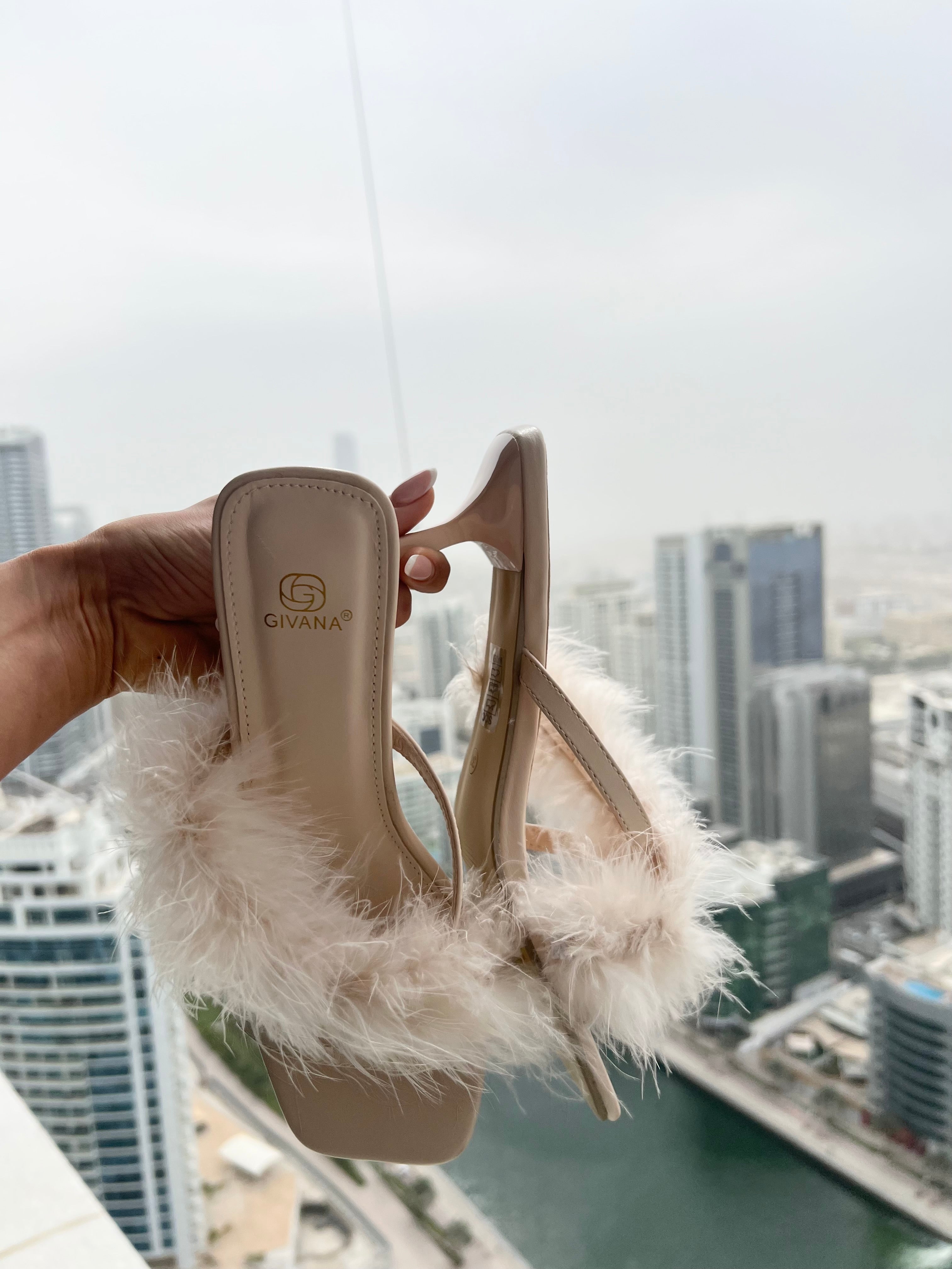 Feather heels beige