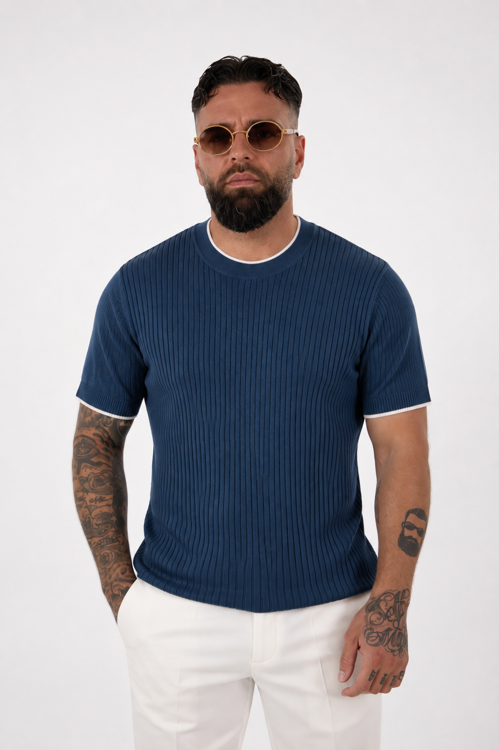 Frankies Essential Tee Navy