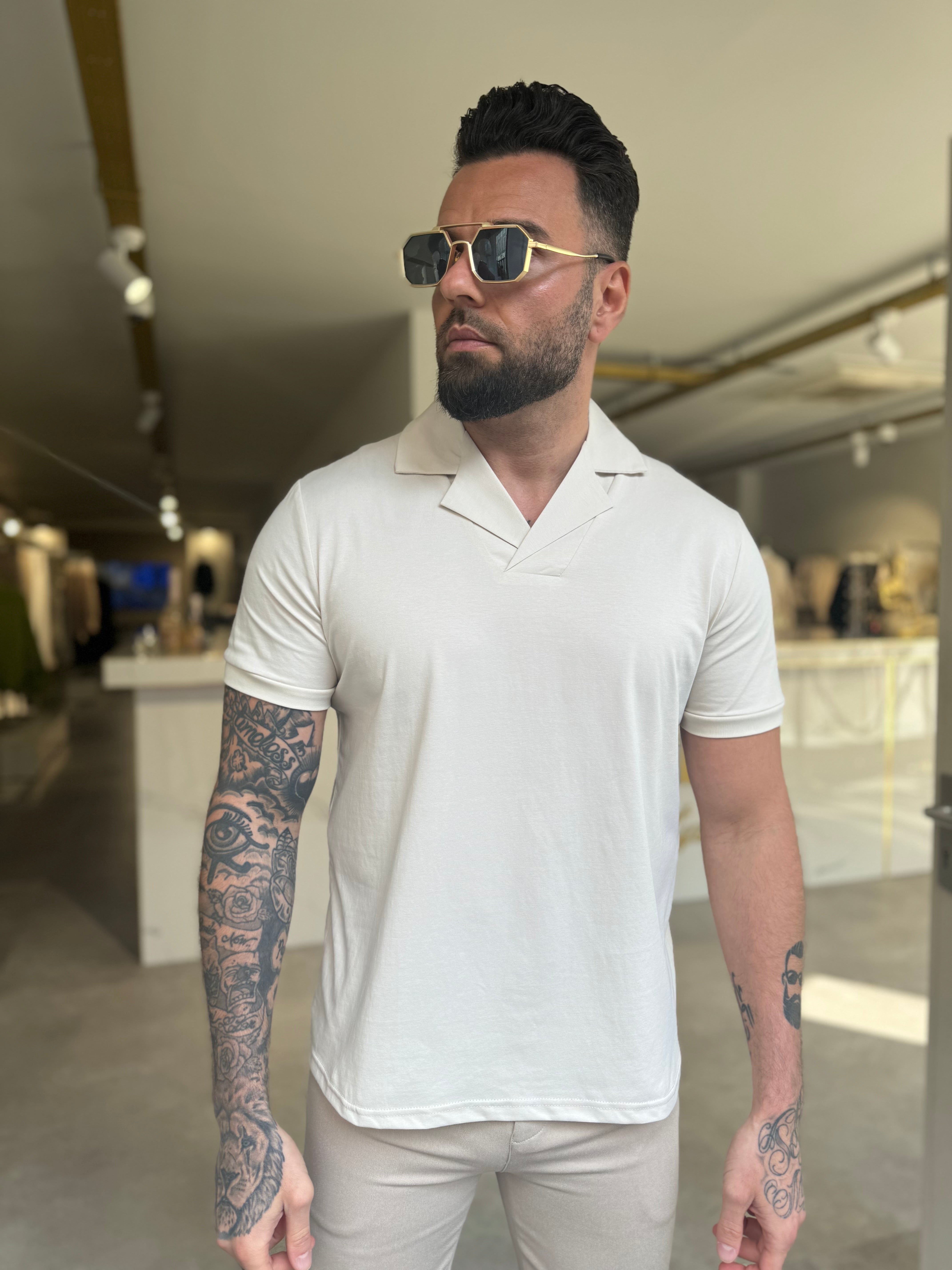 Buttonless polo short sleeve beige