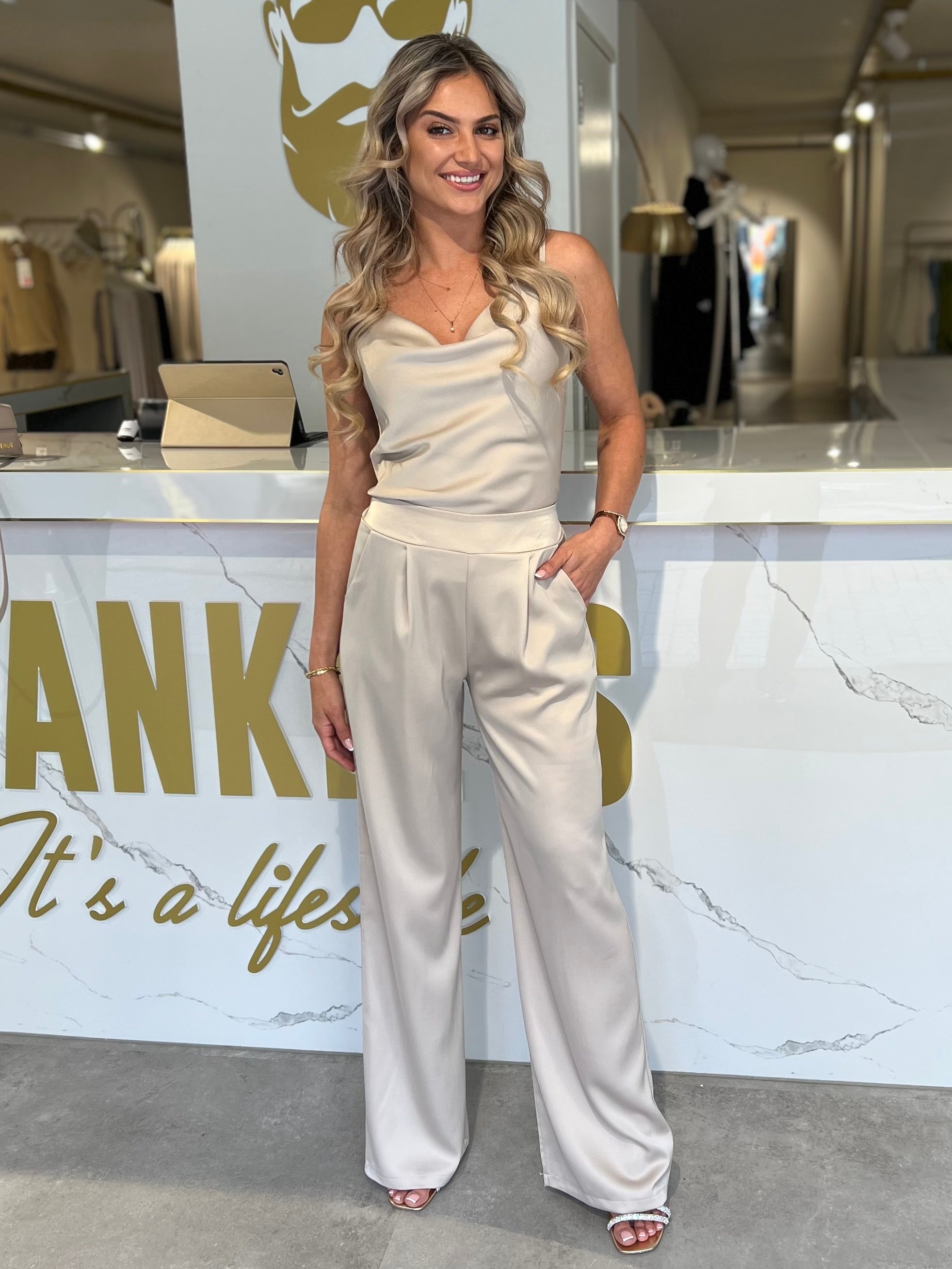 Satin pantalon beige