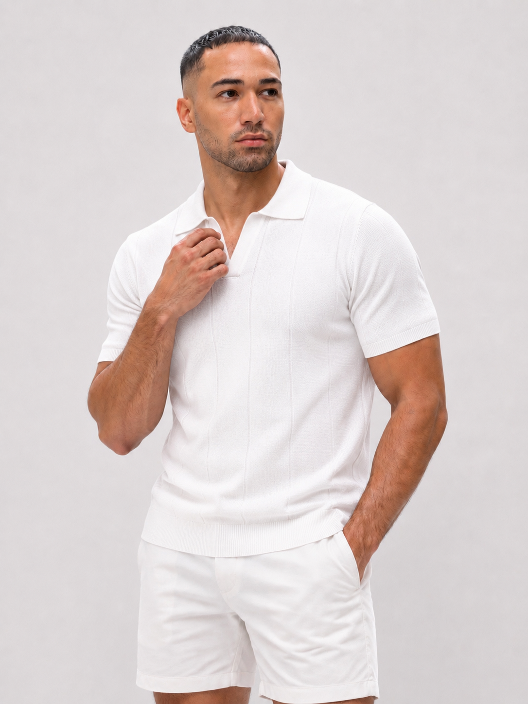 Buttonless Knitwear Polo Short Sleeve White