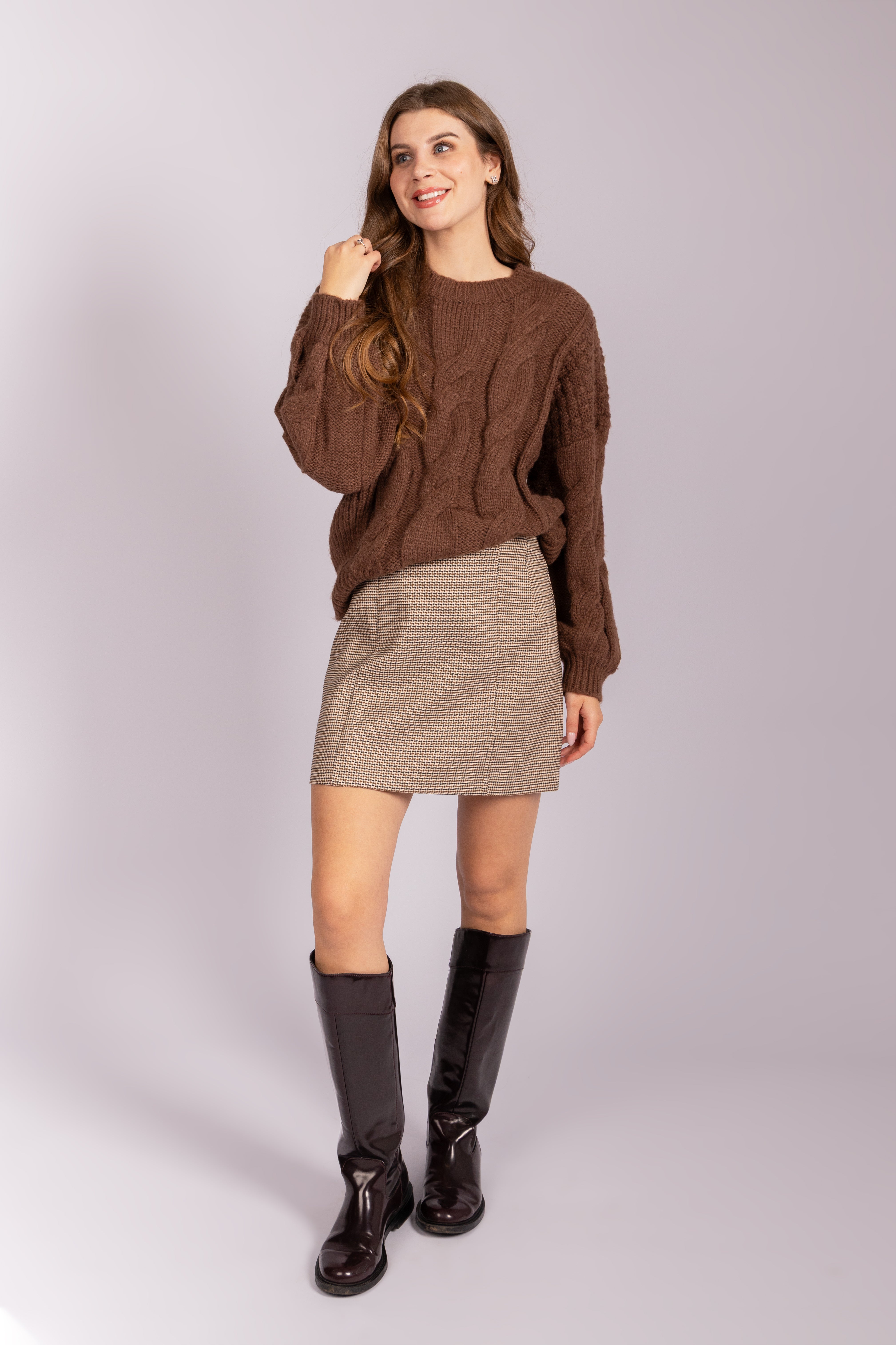 Cable-Knit Chunky Sweater - Brown