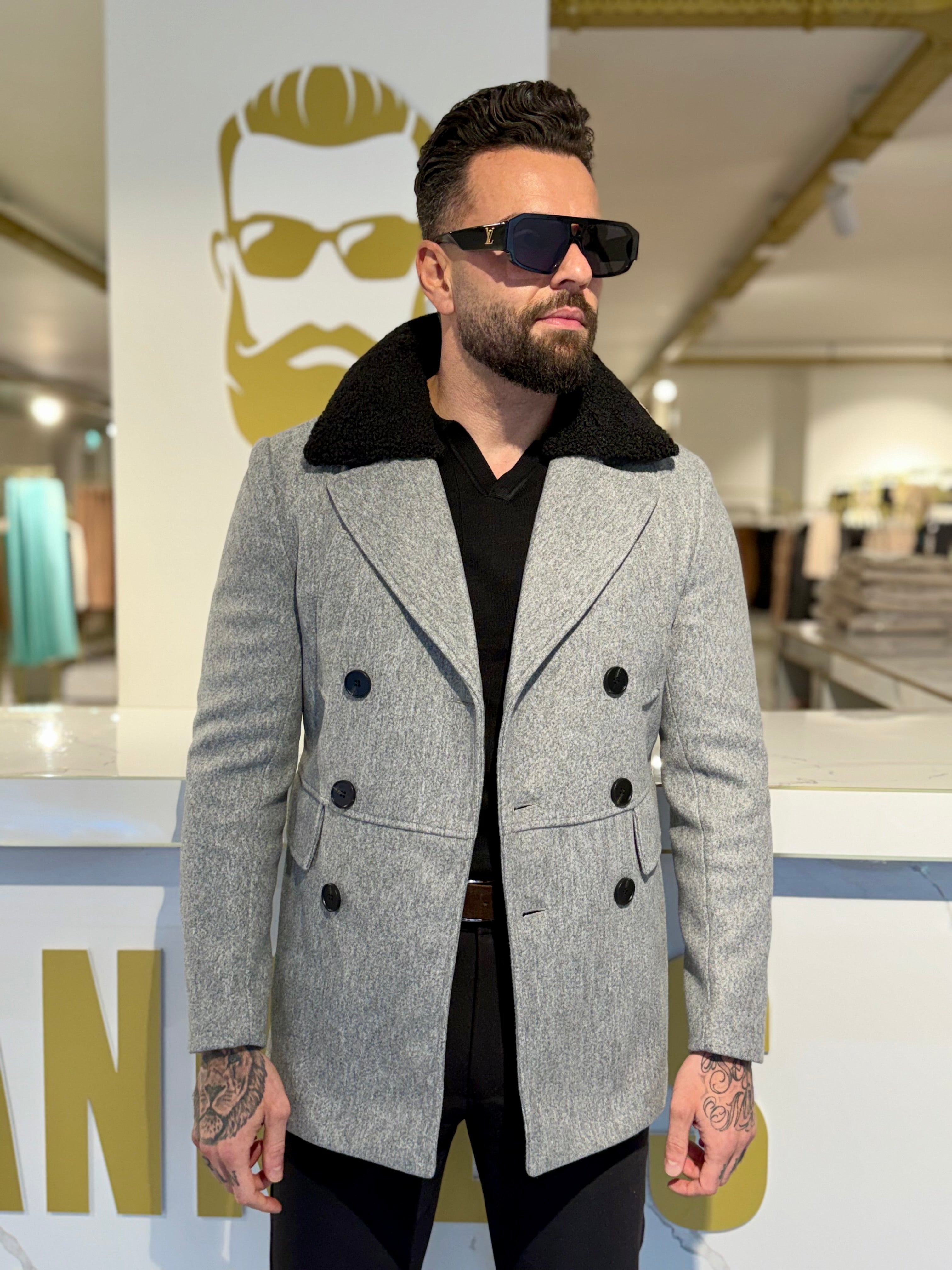 Double Breasted Coat With Fur Trim - Grey - Frankie's