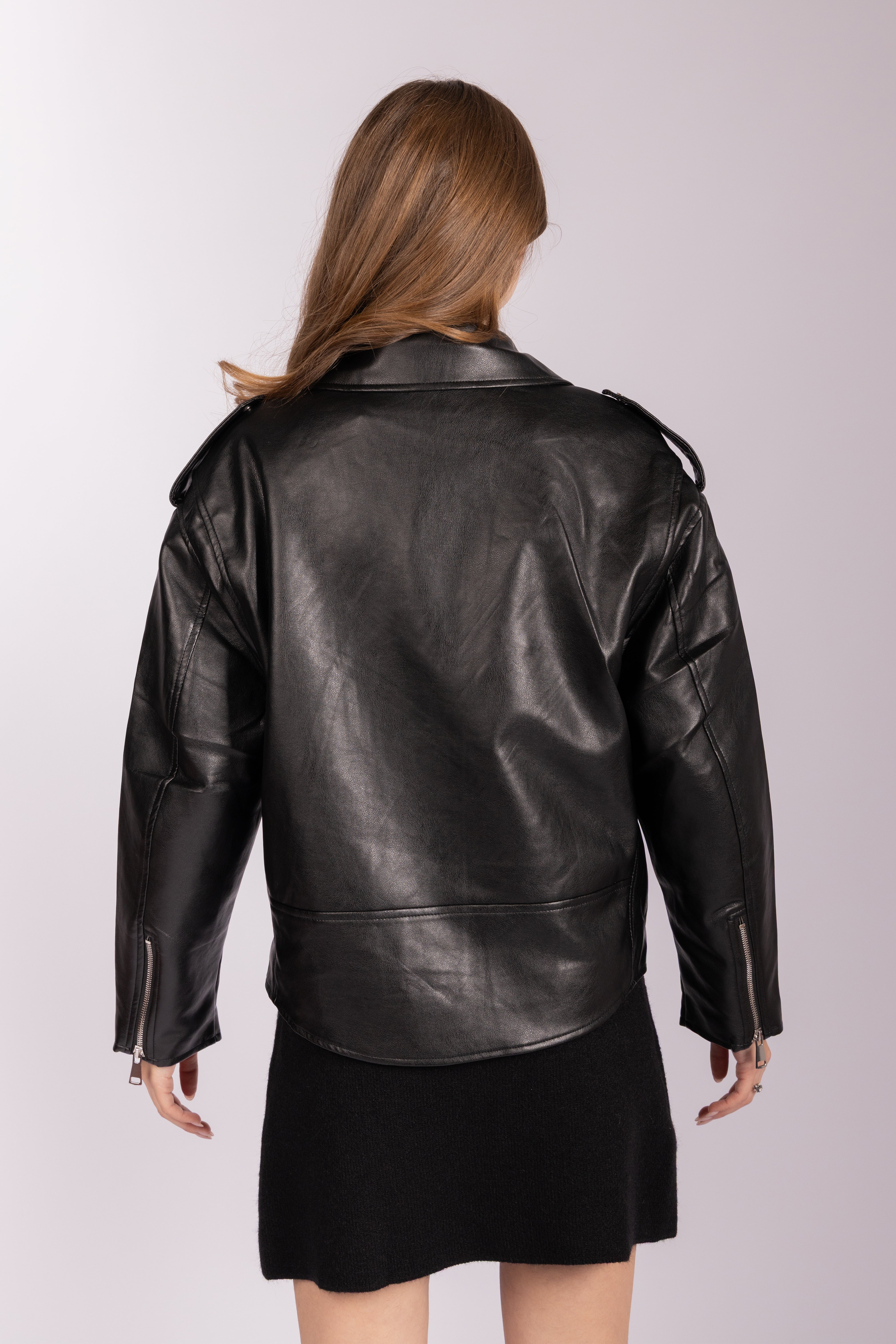 Bikerjacke aus veganem Leder – Schwarz