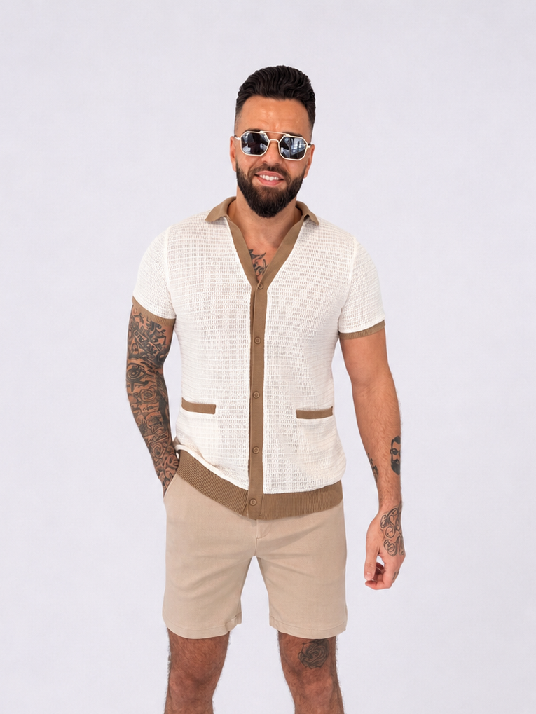 Buttoned knitted shirt off white beige