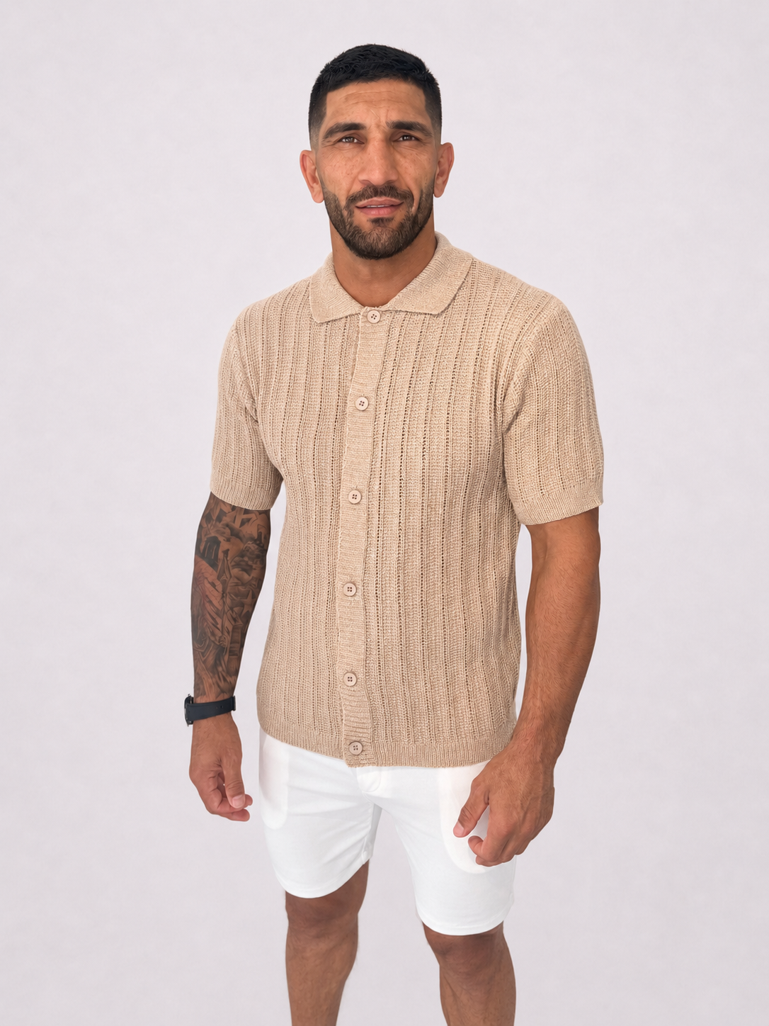 Buttoned knitted shirt beige