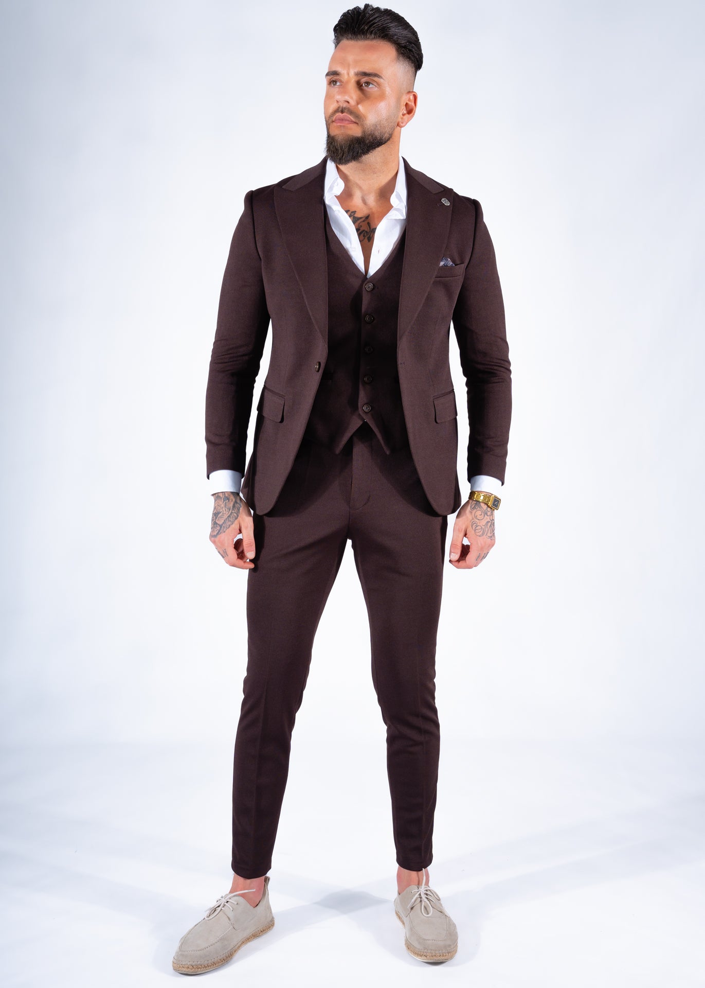 Suit three piece Havana brown