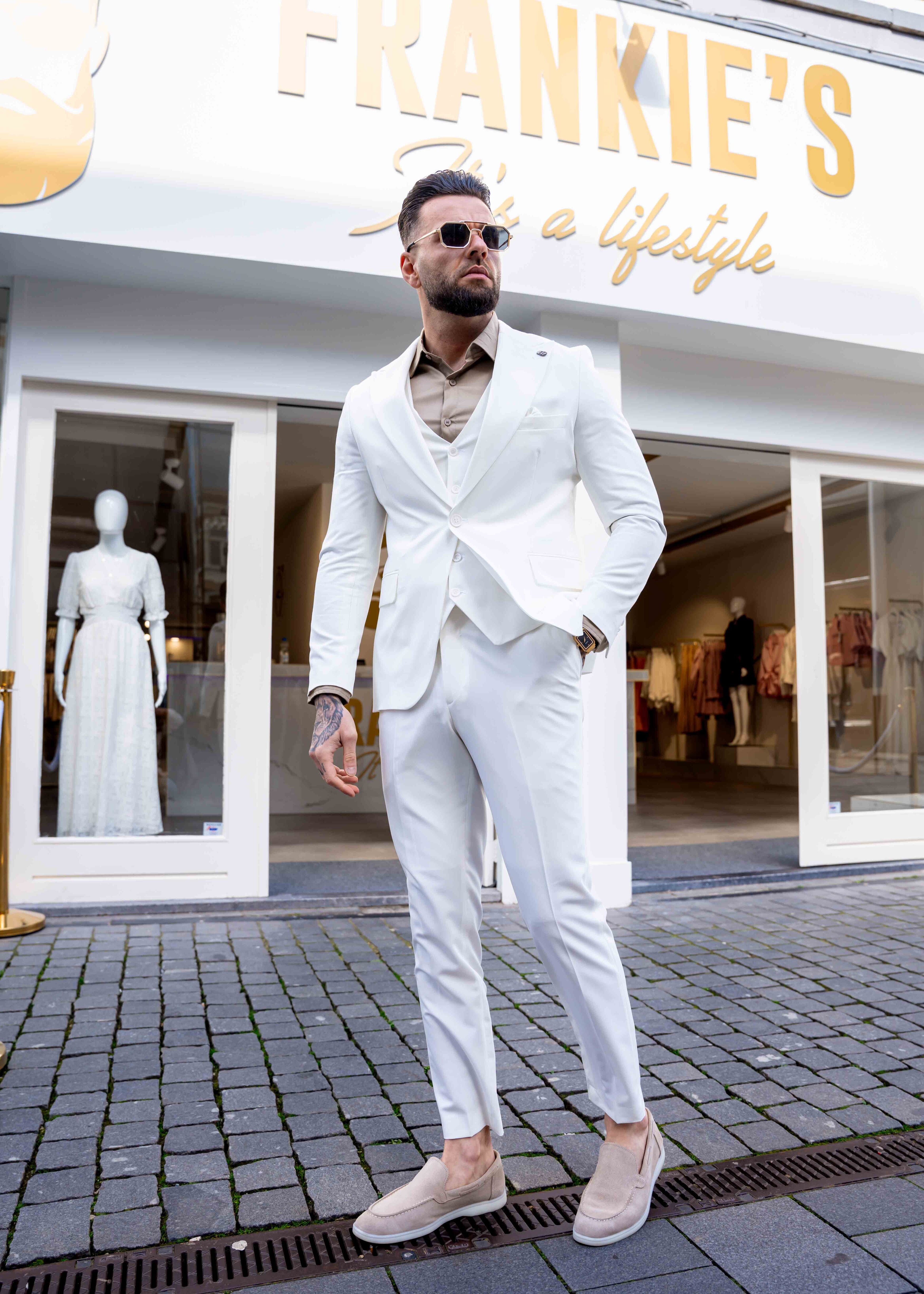 Suit three piece Cayenne off white