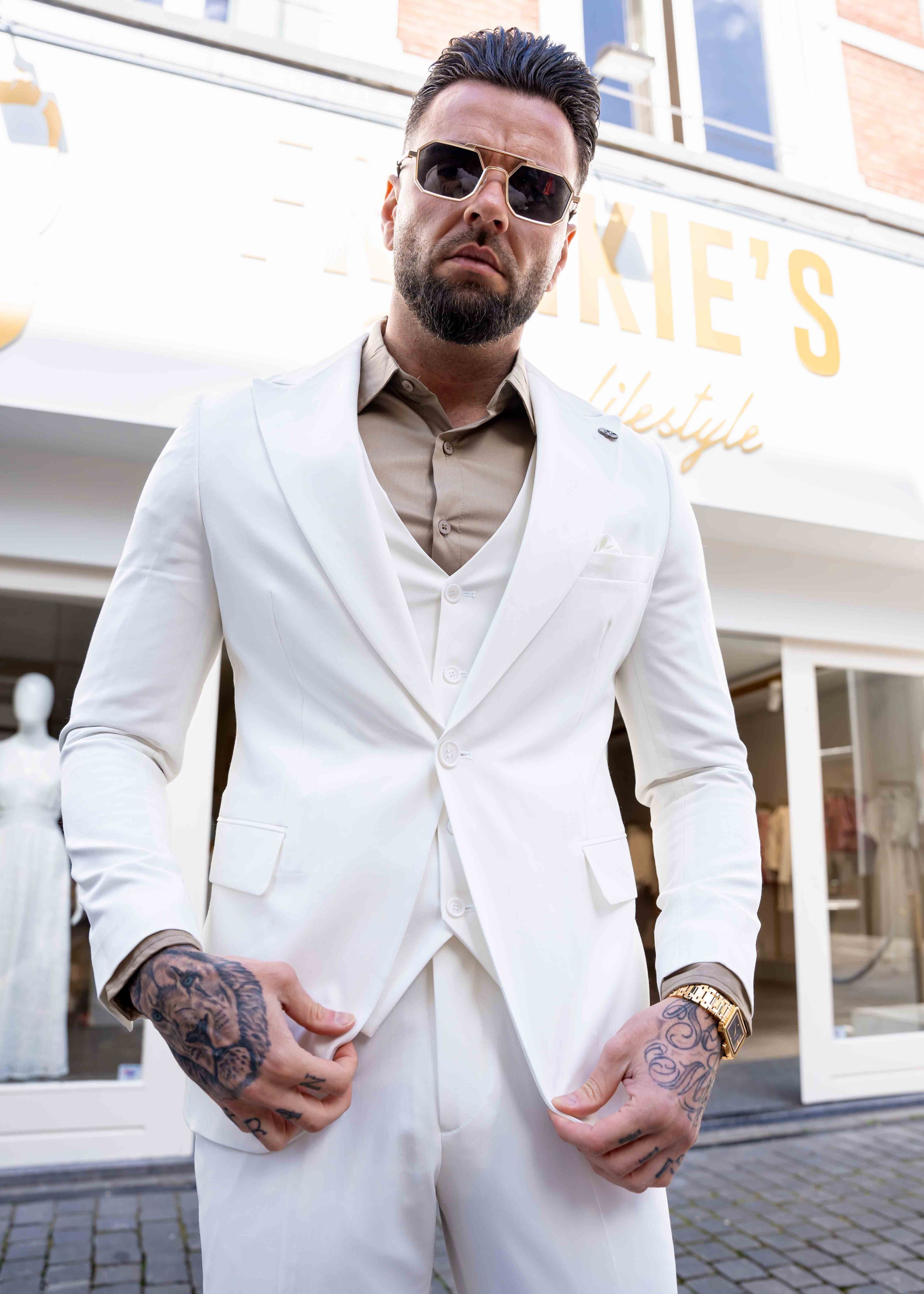 Suit three piece Cayenne off white