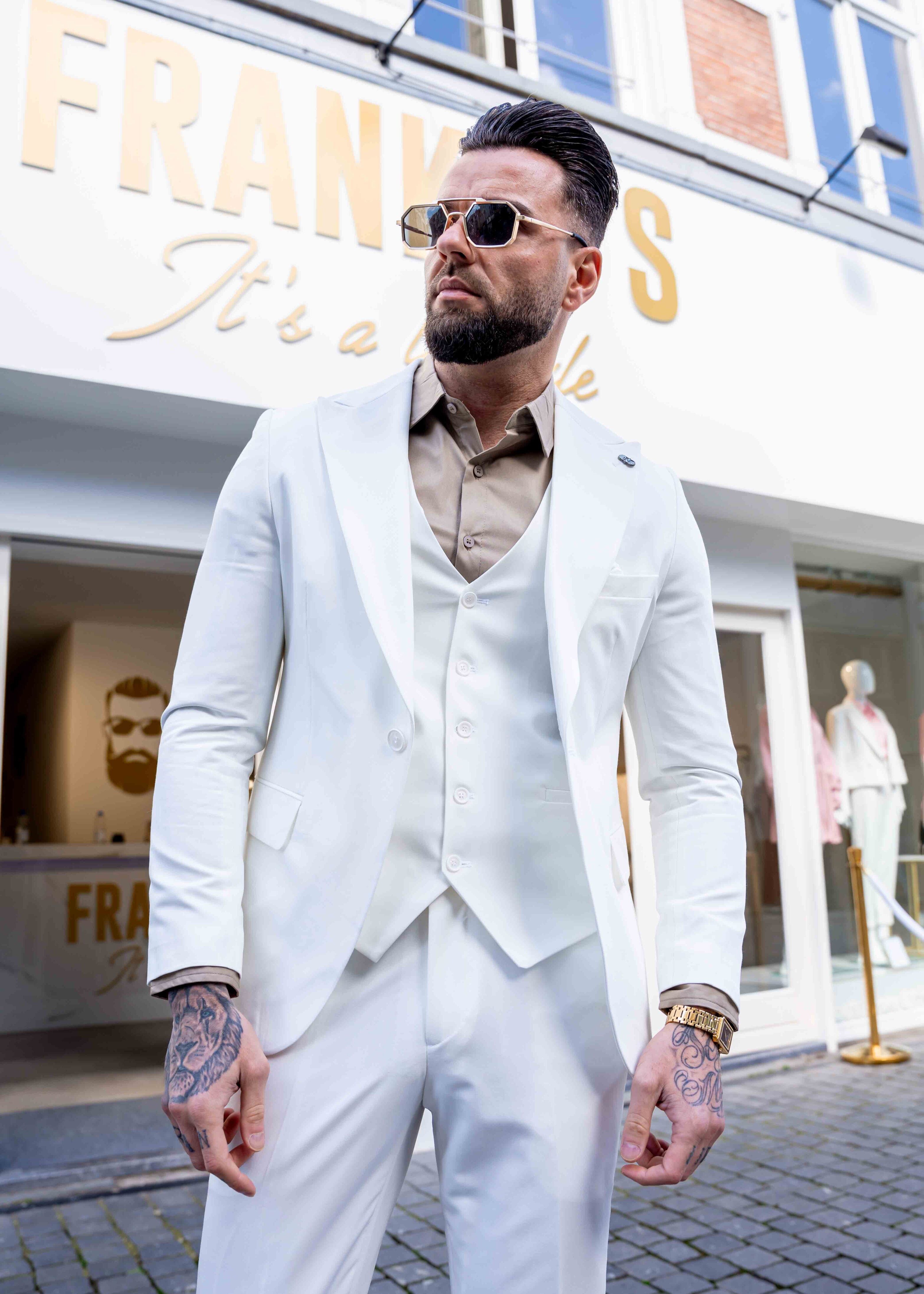 Suit three piece Cayenne off white