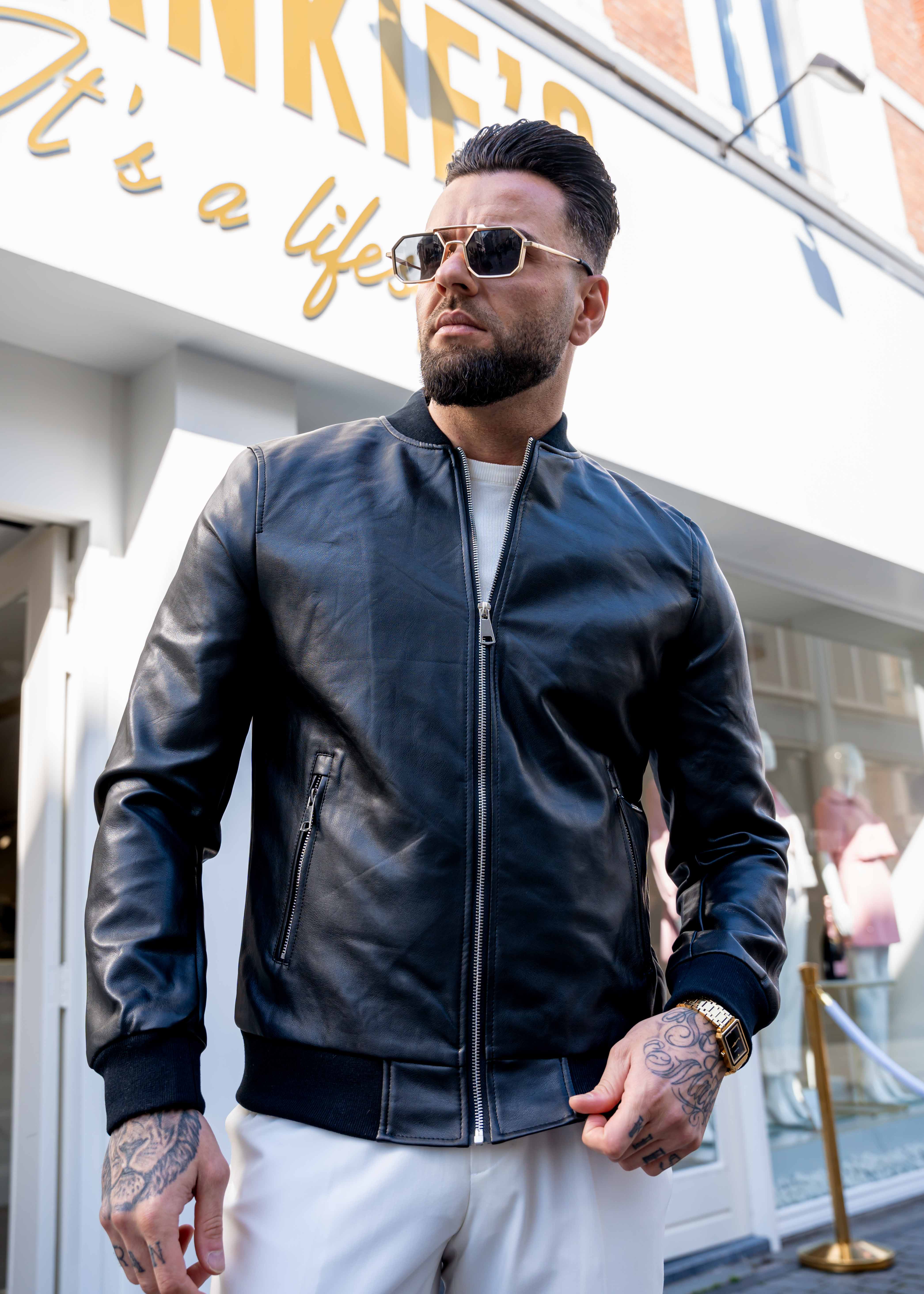 Leather jacket bomber black