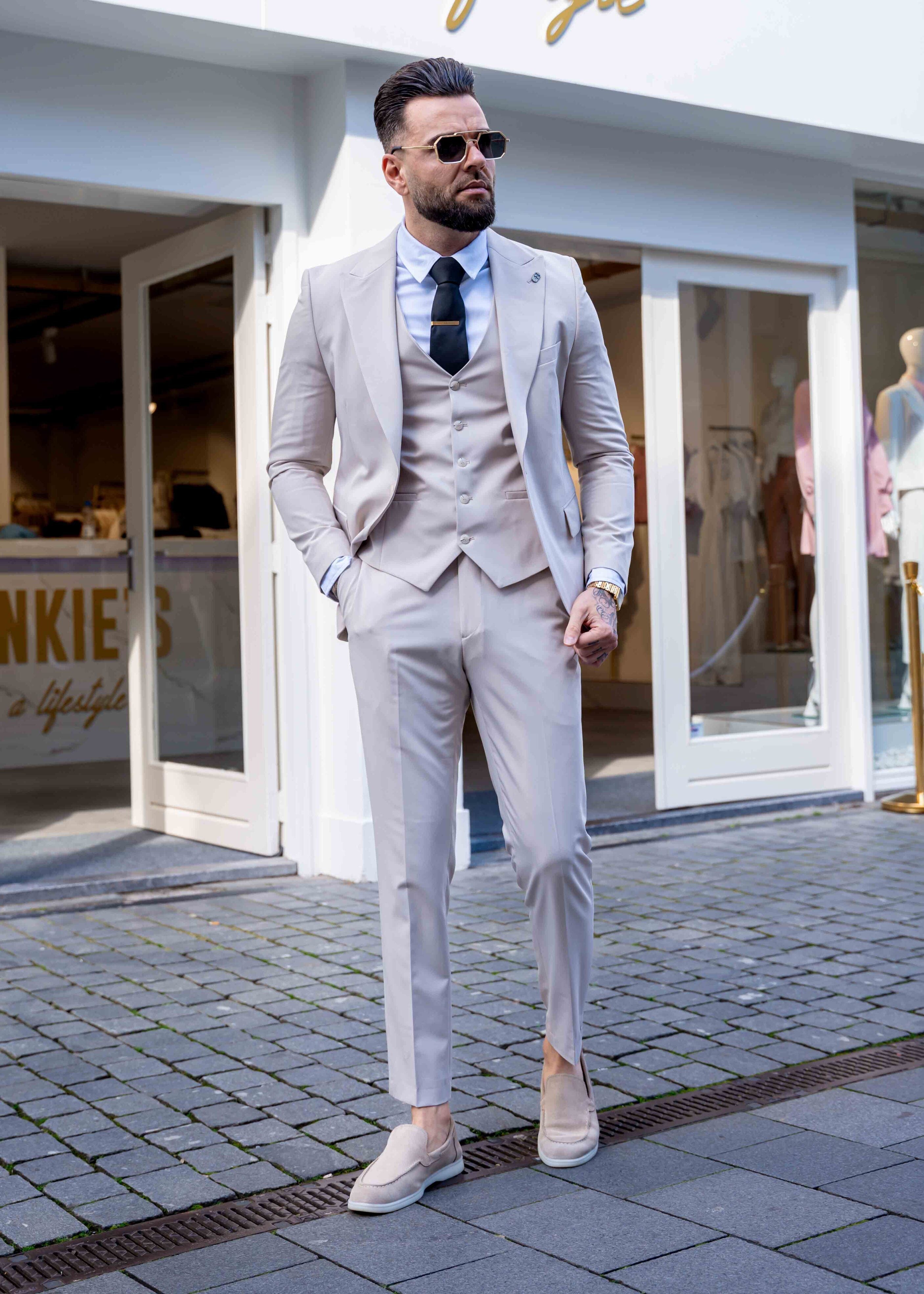 Suit three piece Cayenne beige