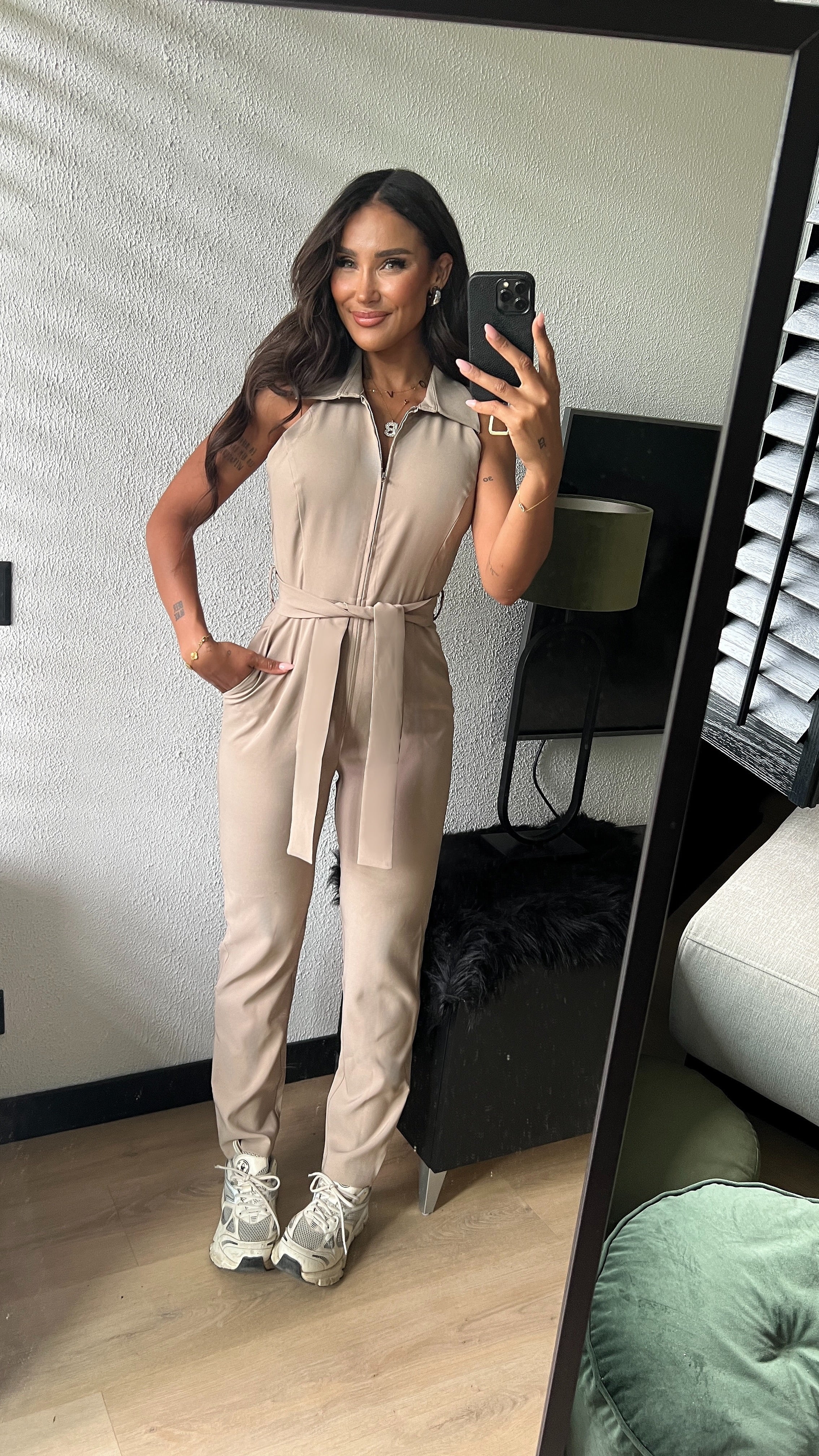 Jumpsuit zipper beige