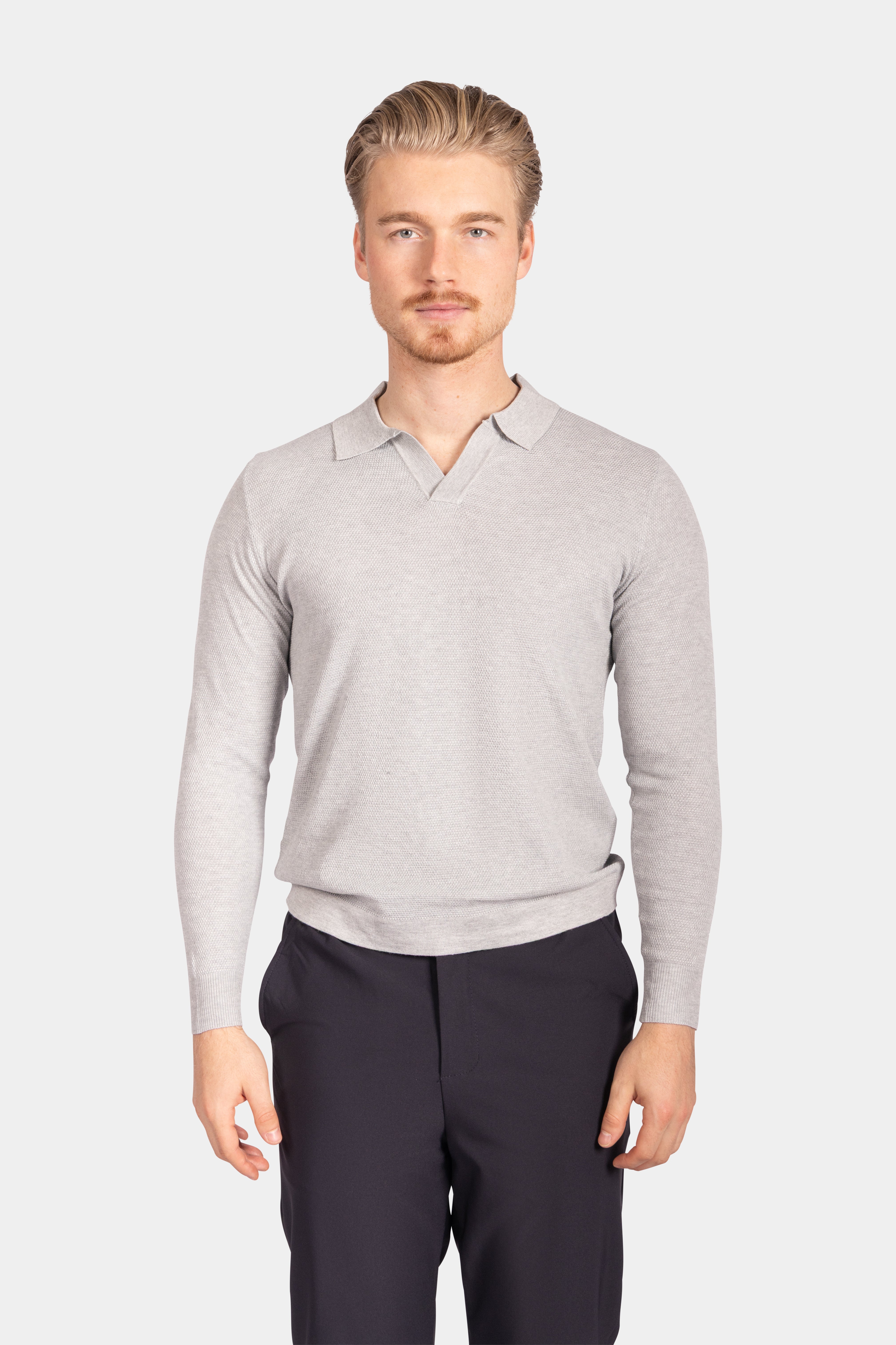 Texturiertes Polo-Strickshirt grau