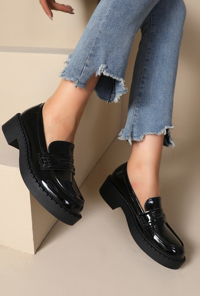 Lack-Loafer chunky schwarz