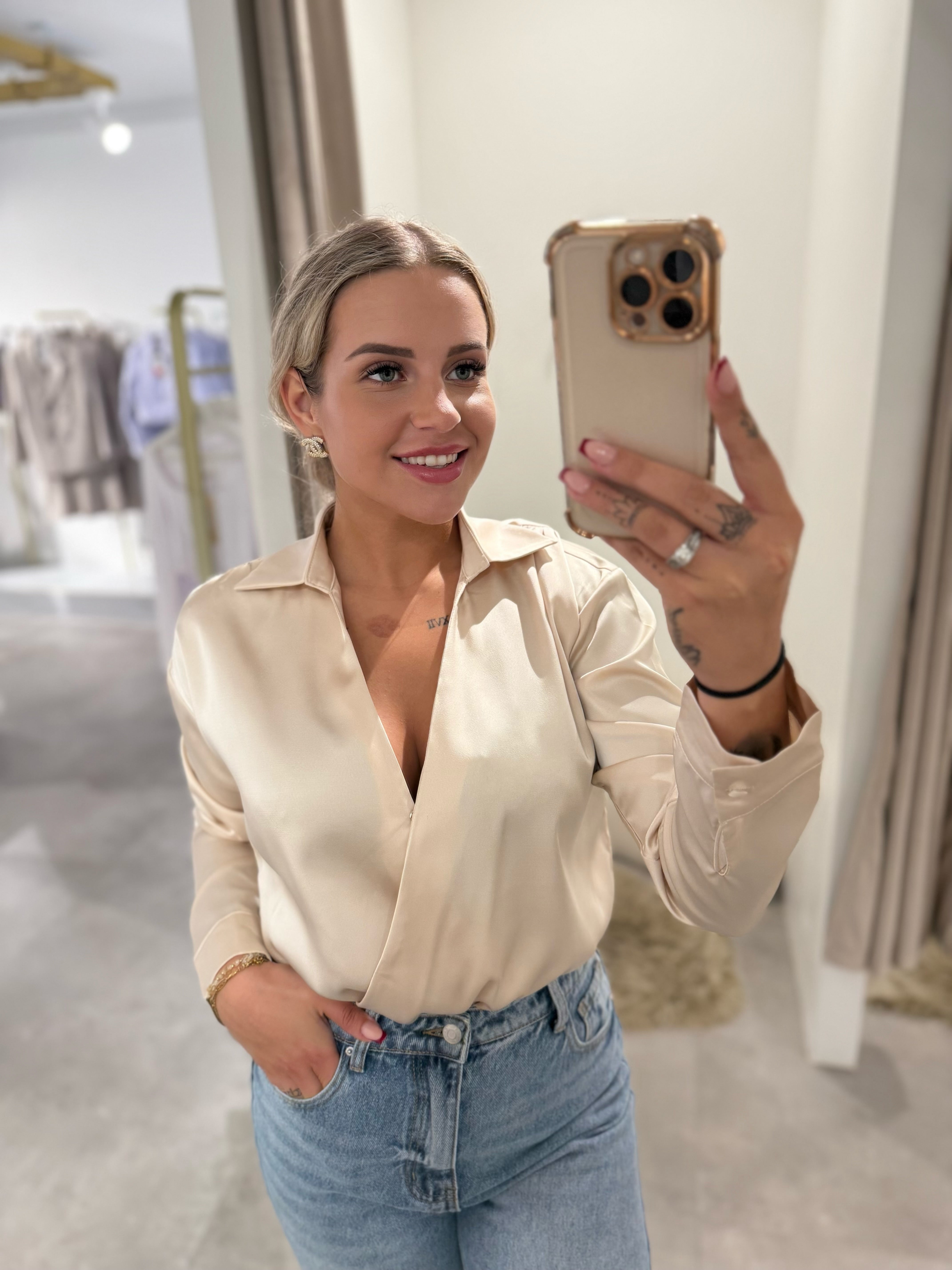 Satin body beige