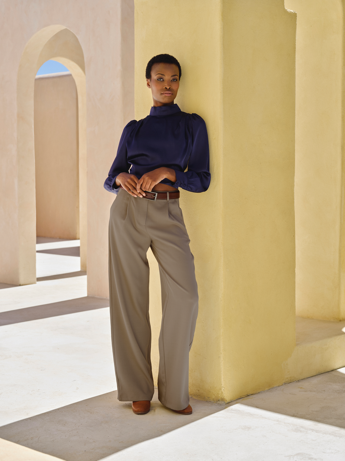 Refined Wide Leg Pleated Pantalon - Oat